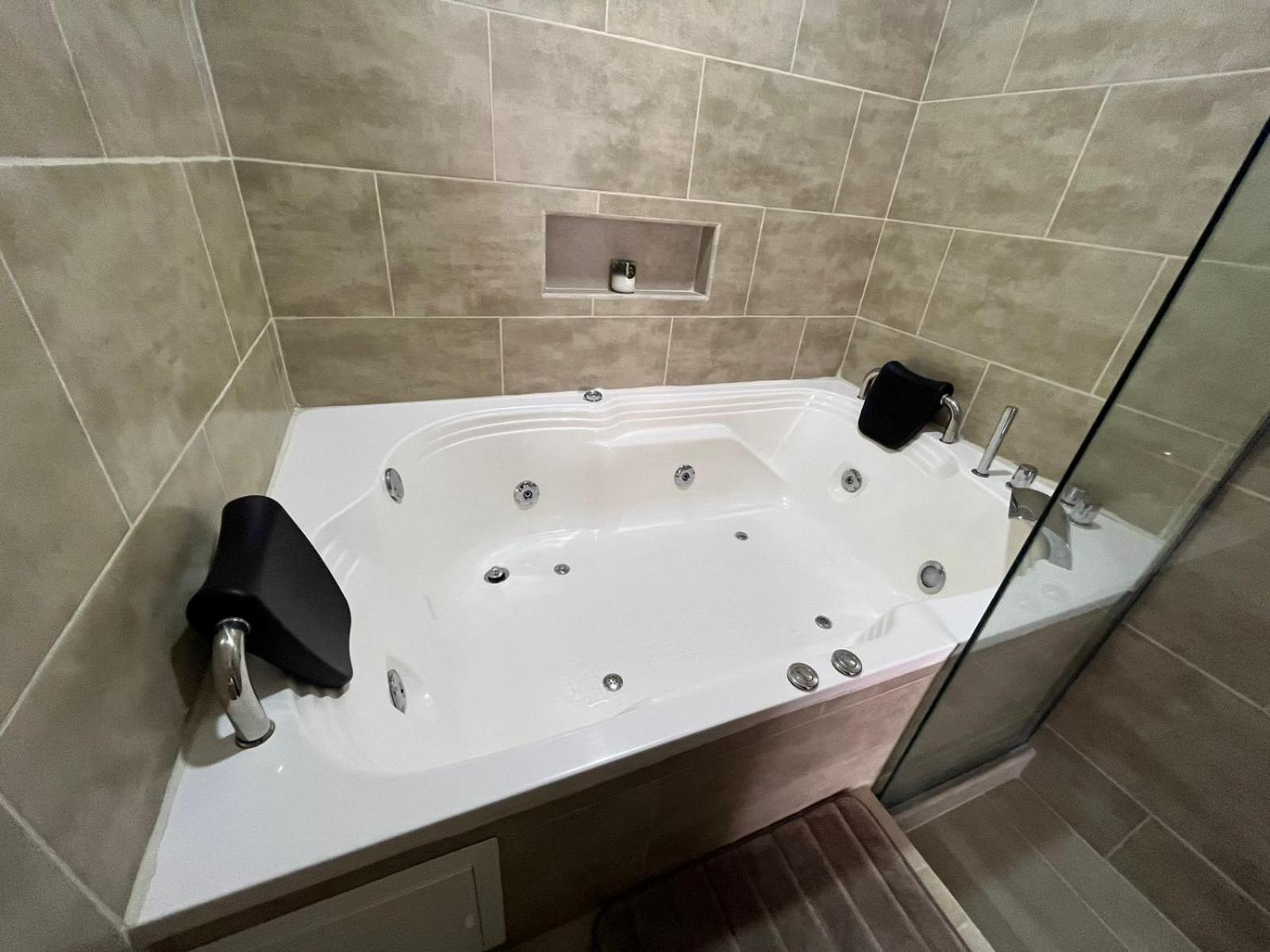 Levits Apartment Medellin Ngoại thất bức ảnh