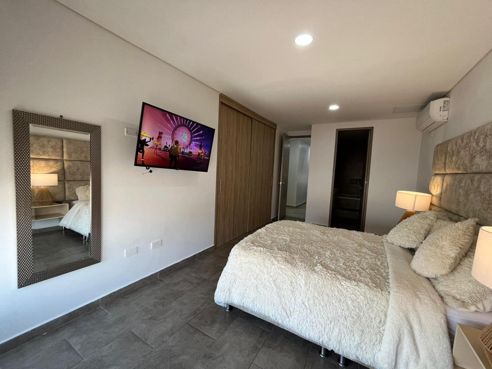 Levits Apartment Medellin Ngoại thất bức ảnh